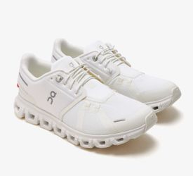 Qc On Women's Cloud size 10  11