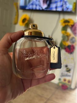 Woman perfume