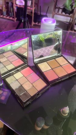 Laura Mercier