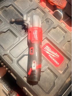 Milwaukee Nibbler w/ battery