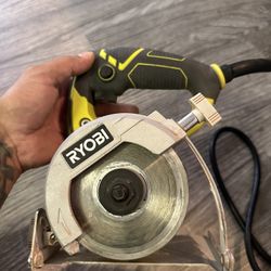 Ryobi 4” Hand Held Tile Saw 