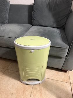 Dekor Diaper Pail $10