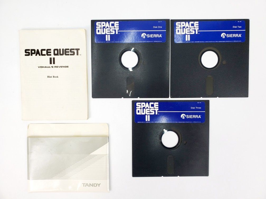 Sierra - Space Quest II - 5.25" Floppy Disks & Hint Book (1987) - IBM PC Tandy