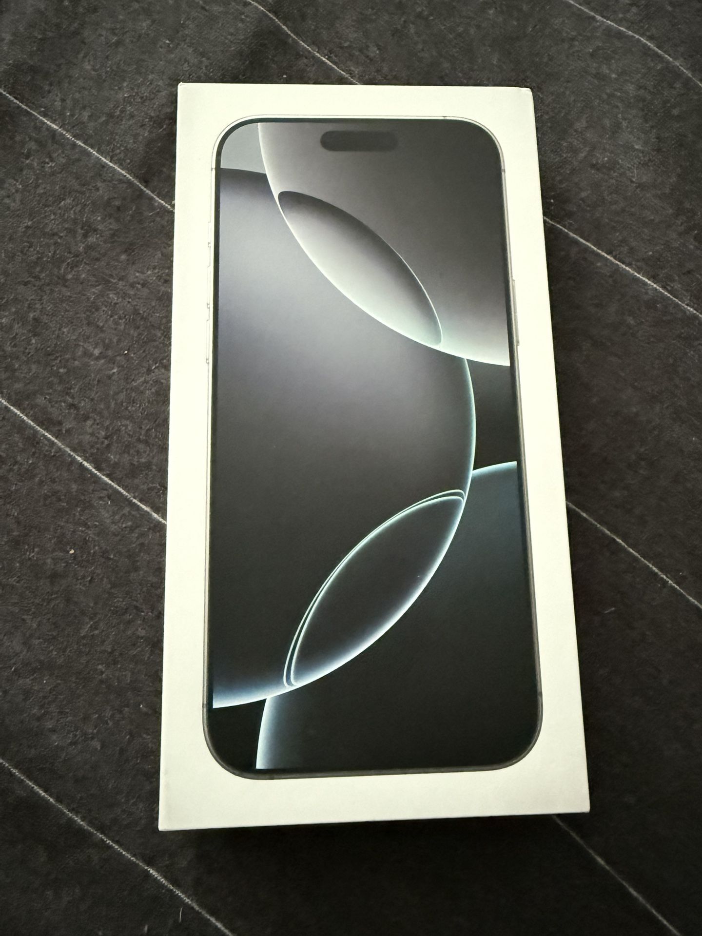 iPhone 16 Pro Max 256gb White Not Unlocked