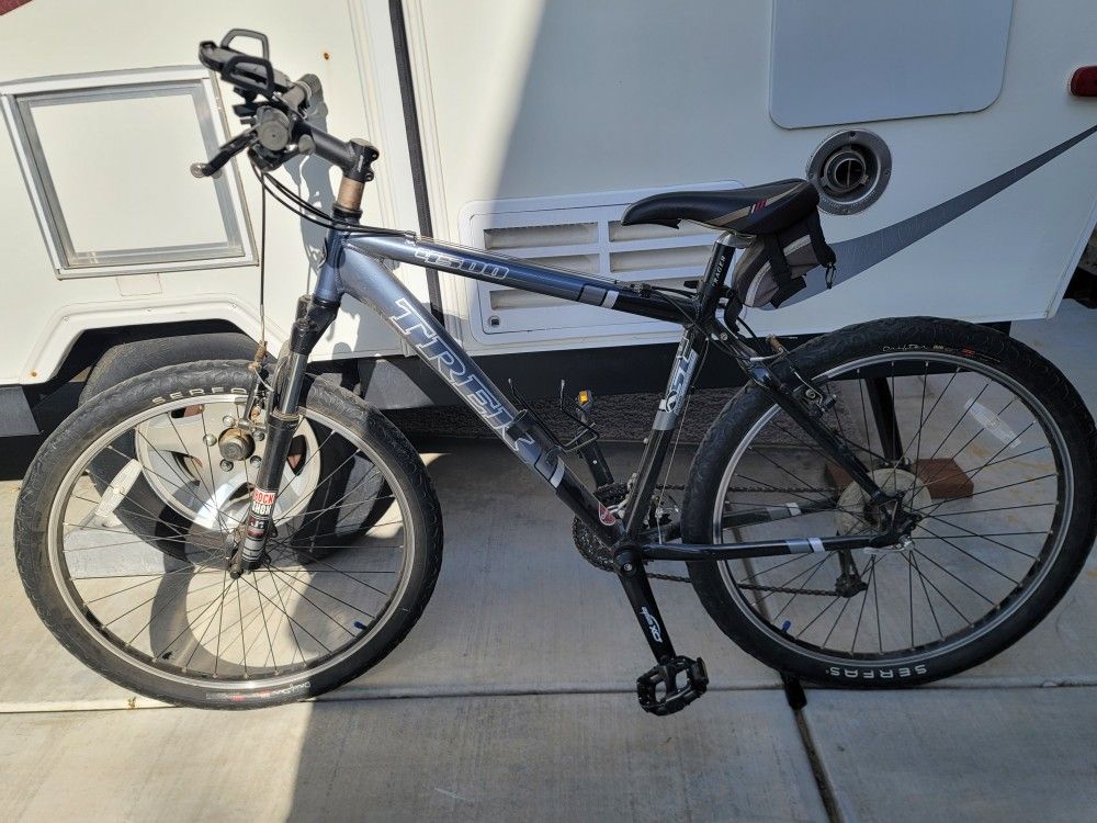Trek 4500 Mountain Bike