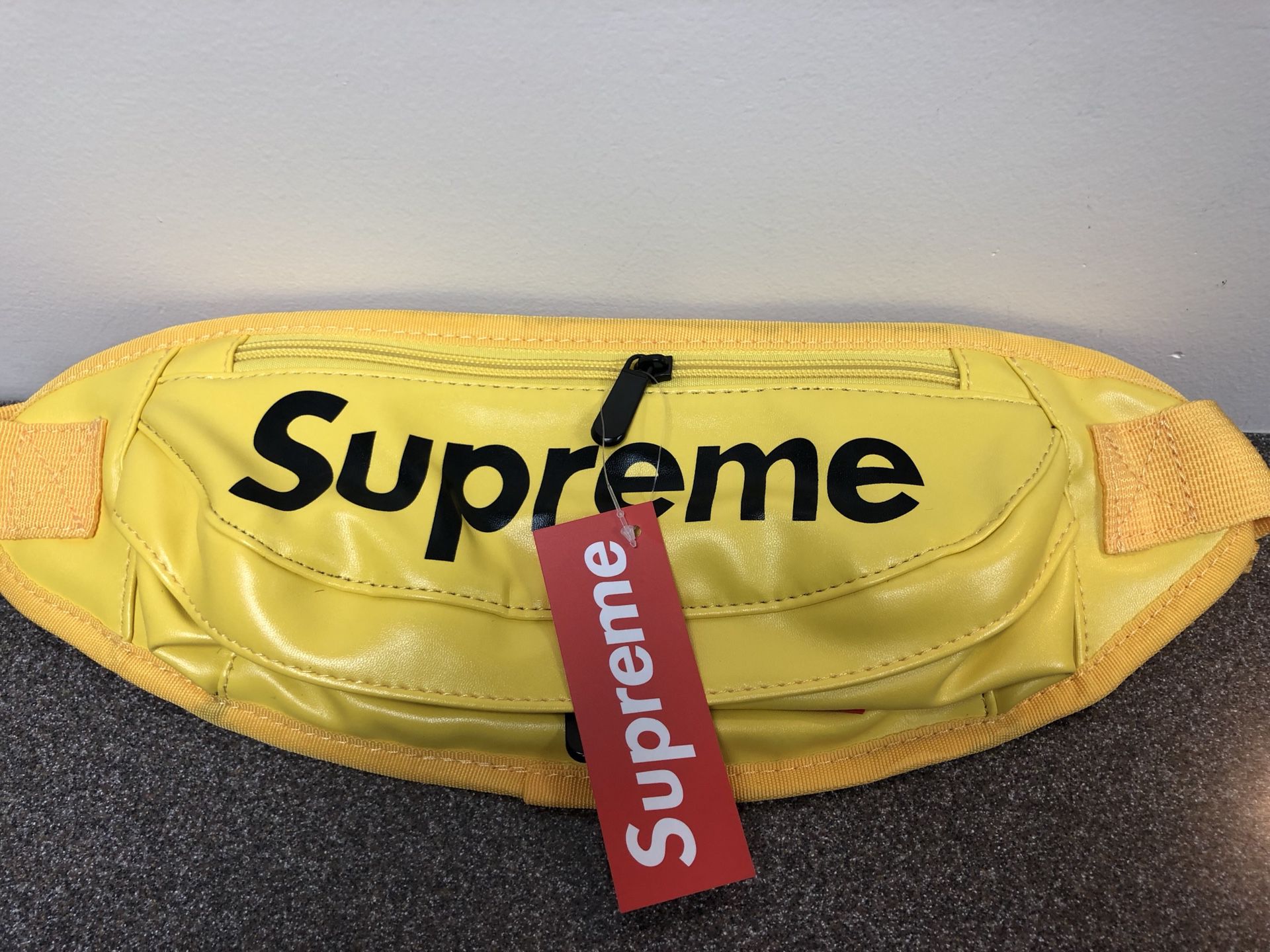 Supreme X Lacoste Green Leather Waist Bag for Sale in Clark, NJ - OfferUp