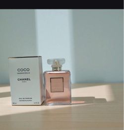 Coco mademoiselle Chanel