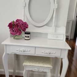 Vanity Desk 