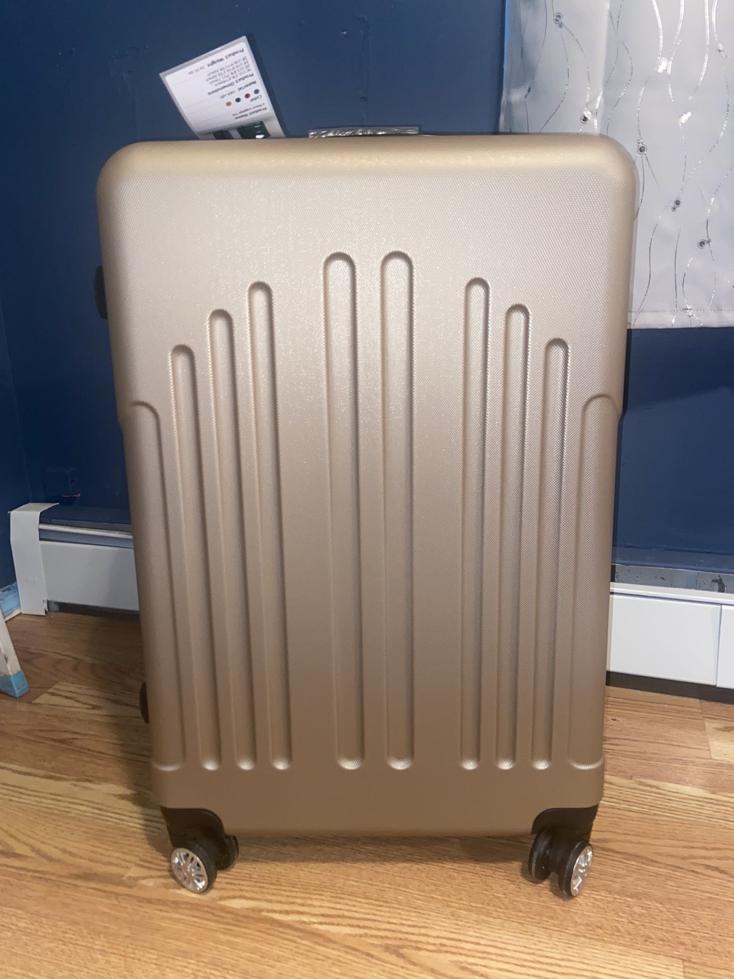 SUITE CASE 28”