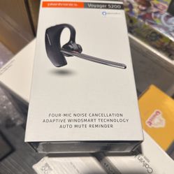 Plantronics VOYAGER-5200-UC (206110-01) Advanced NC Bluetooth Headsets System