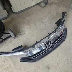 16-17 Honda Accord Grille