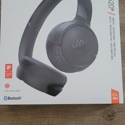 JBL tune 520bt 