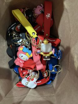 Keychain And Toy Story Window Plushies