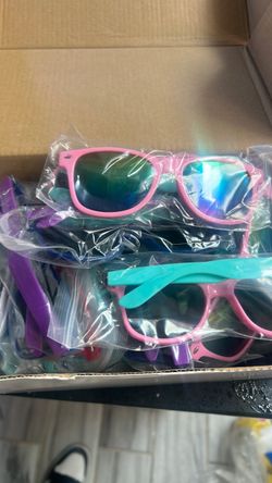 FREE 24 count kids sunglasses age 2-4
