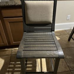 48” Table And 4 Chairs