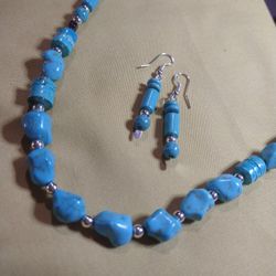 *SET*) MOJAVE TURQUOISE/RICH,TURQUOISE, WITH 99.9 FINE SILVER BEADING (4) CUTS OF TURQUOISE/LARGE LOBSTER CLAW CLASP IN 99.9 FINE SILVER/. . 27" LONG.