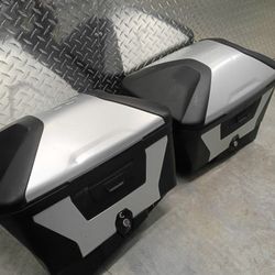 KTM TOURING TOP CASES. NO KEYS!!!