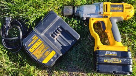 DeWALT 24V Cordless Hammer Drill