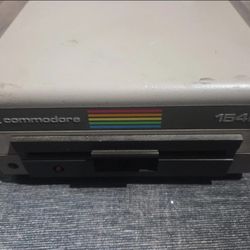 Commodore 1541 Disk Drive
