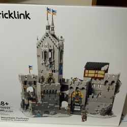 LEGO Mountain Fortress 910029 Sealed