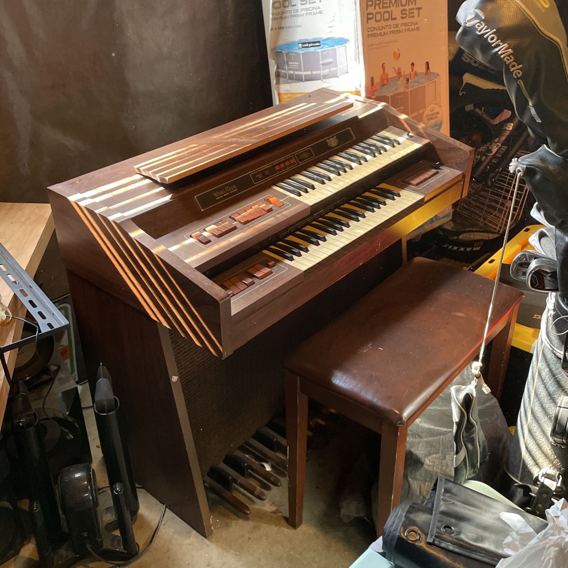 Piano WurliTzer Digital Music System 