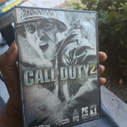 Call of Duty 2 ~ Collector's Edition PC DVD-ROM 2005 Complete Discs With Manual