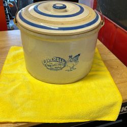 Overall park in Pollard crockpot, Boston, Massachusetts, rare crockpot