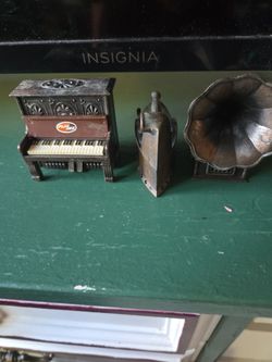 Pencil sharpeners