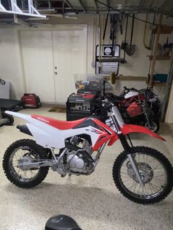 2017 crf125f