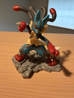 Pokemon TCG - Mega Lucario ex Figure Collection Exclusive - Figure Only