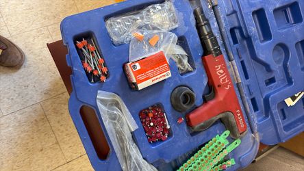 Pin setter tool