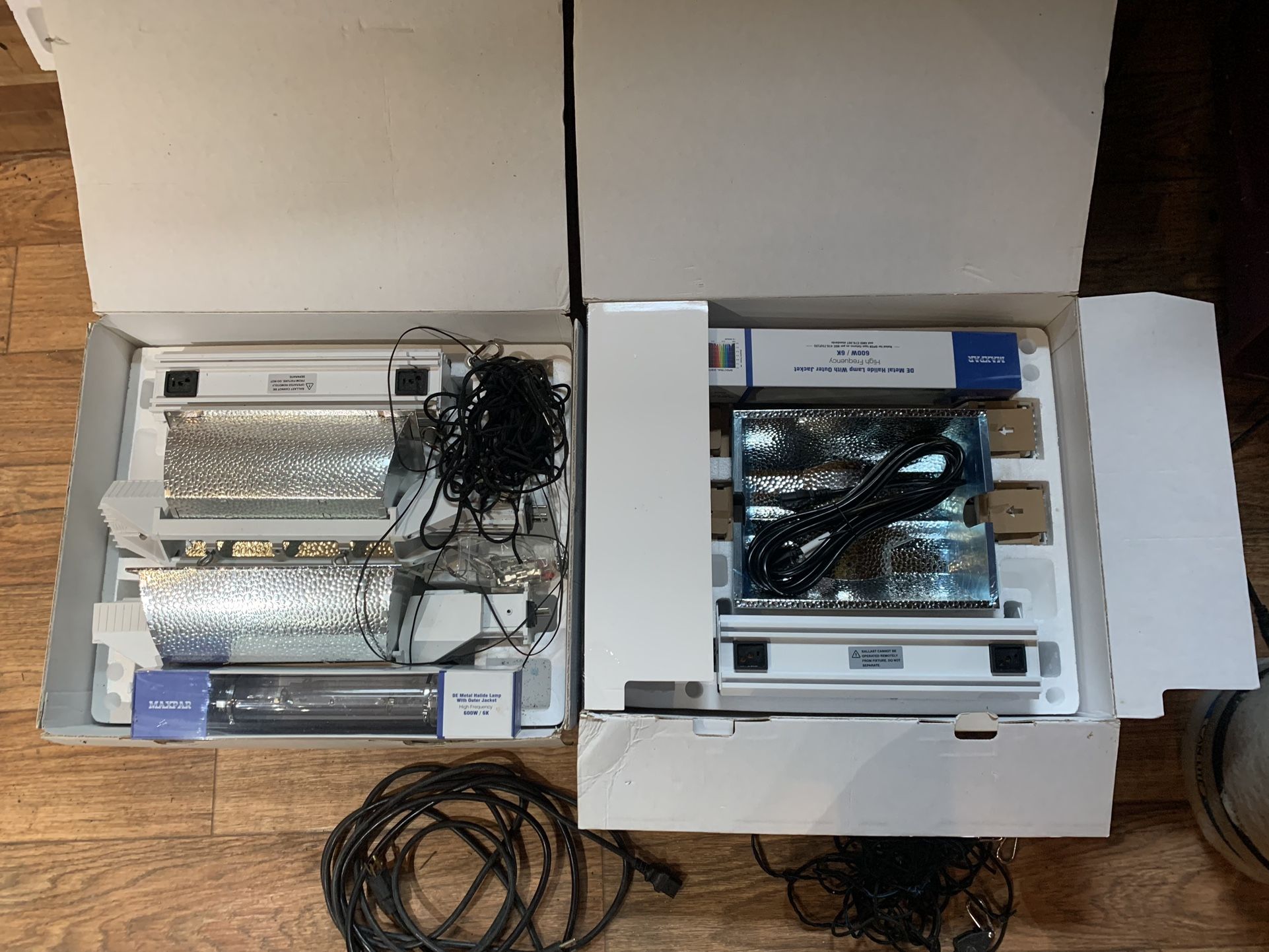 2 Indoor Growing Lights / Filter / Inline Fan