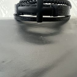 man's cross leather black bracelet 