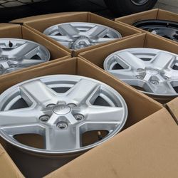 New 17-Inch x 7.5-Inch "Tech-Silver Aluminum" Rims (Jeep Rims, Jeep Wheels, Jeep Wrangler, Jeep Gladiator, JK, JL, JT)