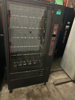 Polyvend 40 Selection Snack Vending Machine 