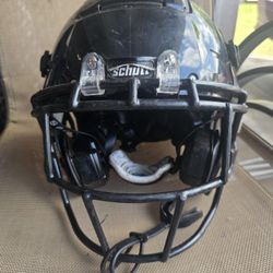 F7 Helmet Youth Medium
