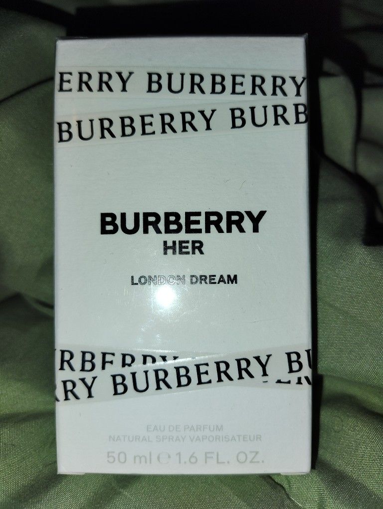 Burberry Woman's Perfume