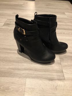 Leather buckle Heels