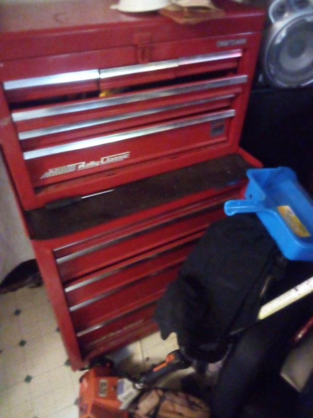 Craftsman Red Tool Box