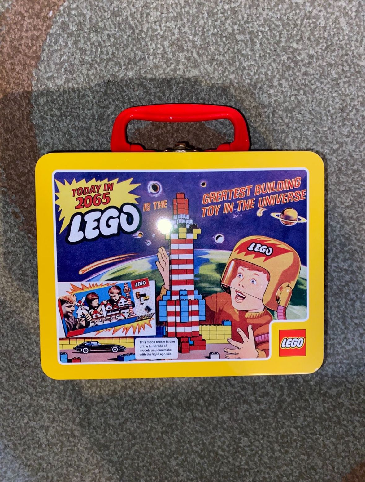 LEGO 2022 VIP Exclusive Collectible Retro Tin Lunchbox