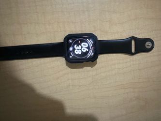Apple Watch Series 8