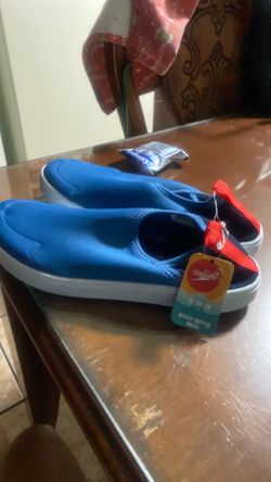 Son nuevos son size S de hombre  vienes grandes
