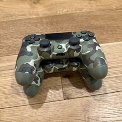 2x Sony PS4 Dualshock 4 Wireless Controllers - CAMO - FULLY WORKING - Fast Ship