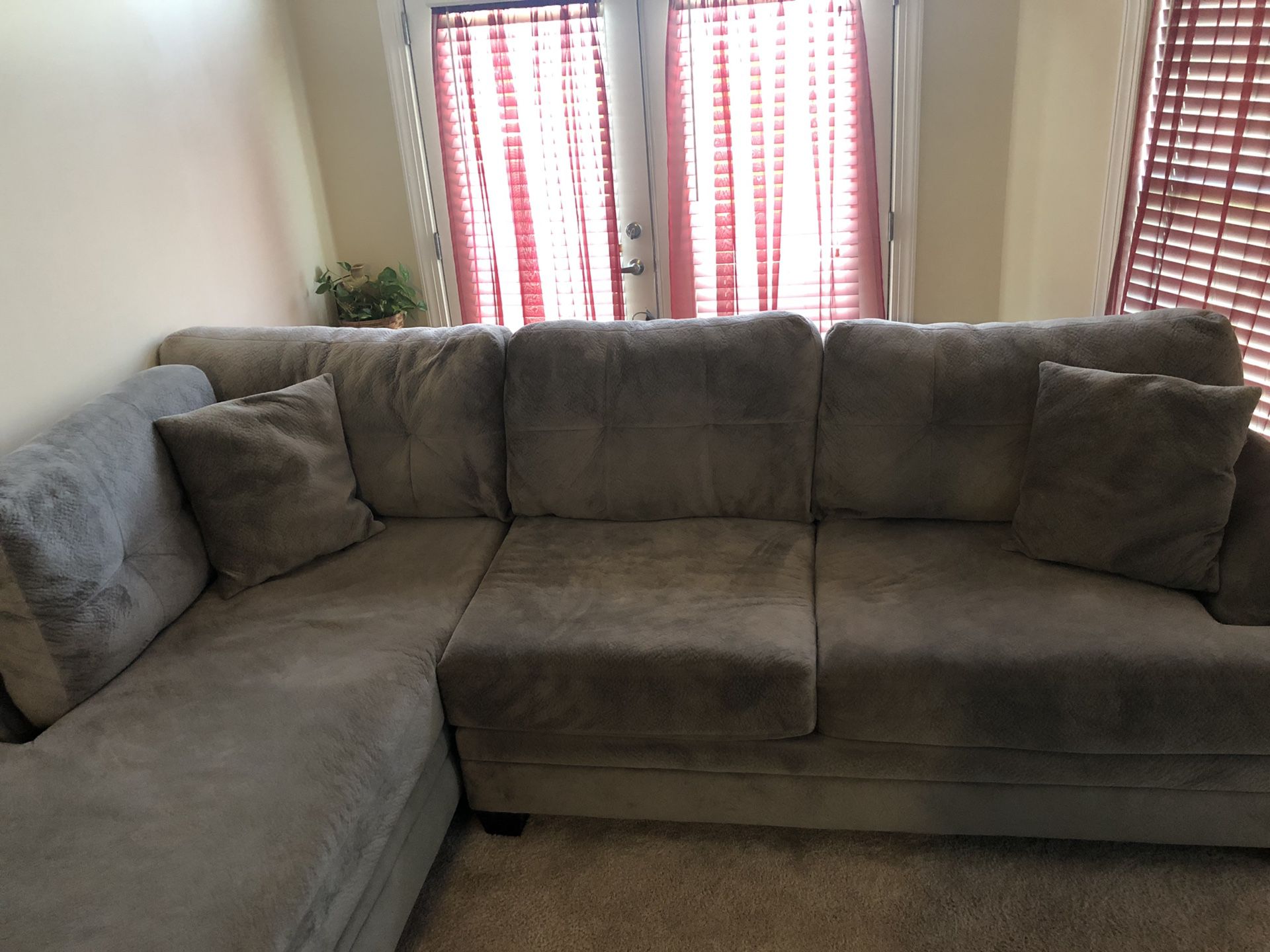 Value City Sectional