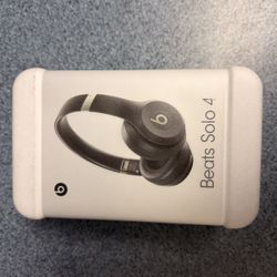 Beats Solo 4