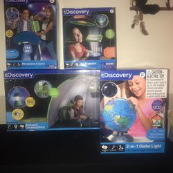 Discovery Kid’s Toys Christmas Learning Interactive Art Projector Globe Light Microphone Camping