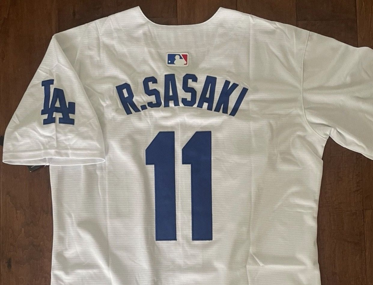 White Los Angeles Dodgers Roki Sasaki jersey