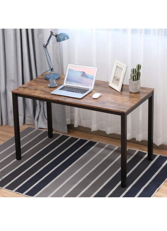 Computer Desk/Table