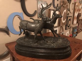 Beautiful Bronze Stag Sculpture 