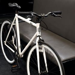6KU Evian 1 Fixed Gear & Single Speed Bike 55" White 700c Track Bicycle